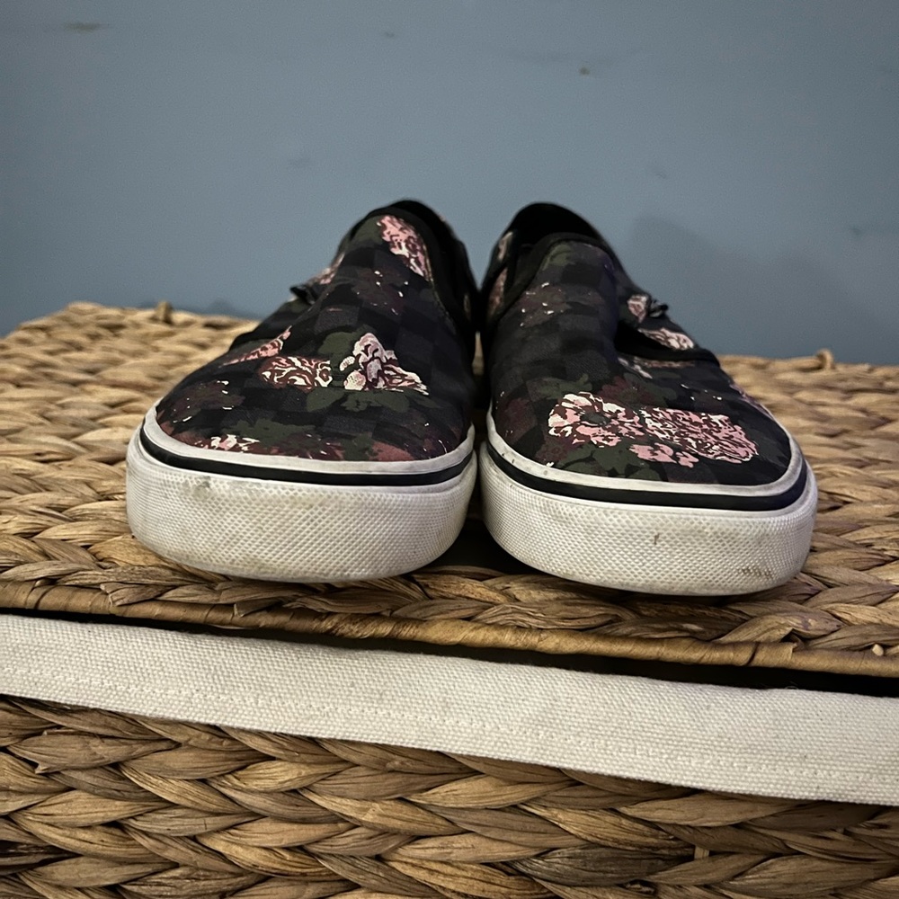 Women’s Rose Petal Flower Vans size 8 - Picture 6 of 7